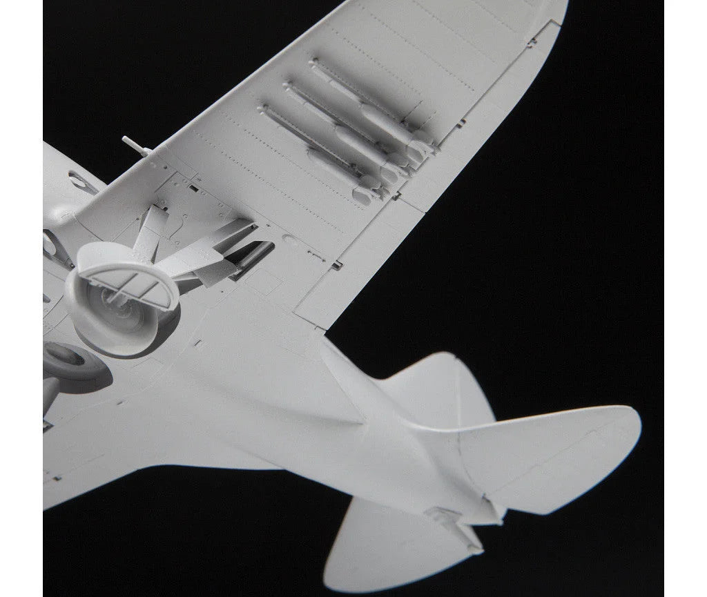 Zvezda Military Air - I-16 Soviet Wwii Fighter - Z4832 - Product Image