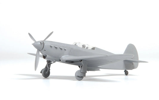 Zvezda 1/72 scale Yak-1 fighter plane model kit Z7327